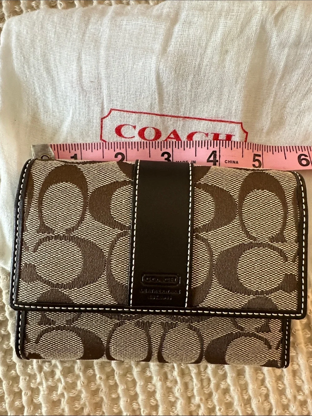 NWT Coach Hampton Signature Compact Clutch/Trifold Wallet